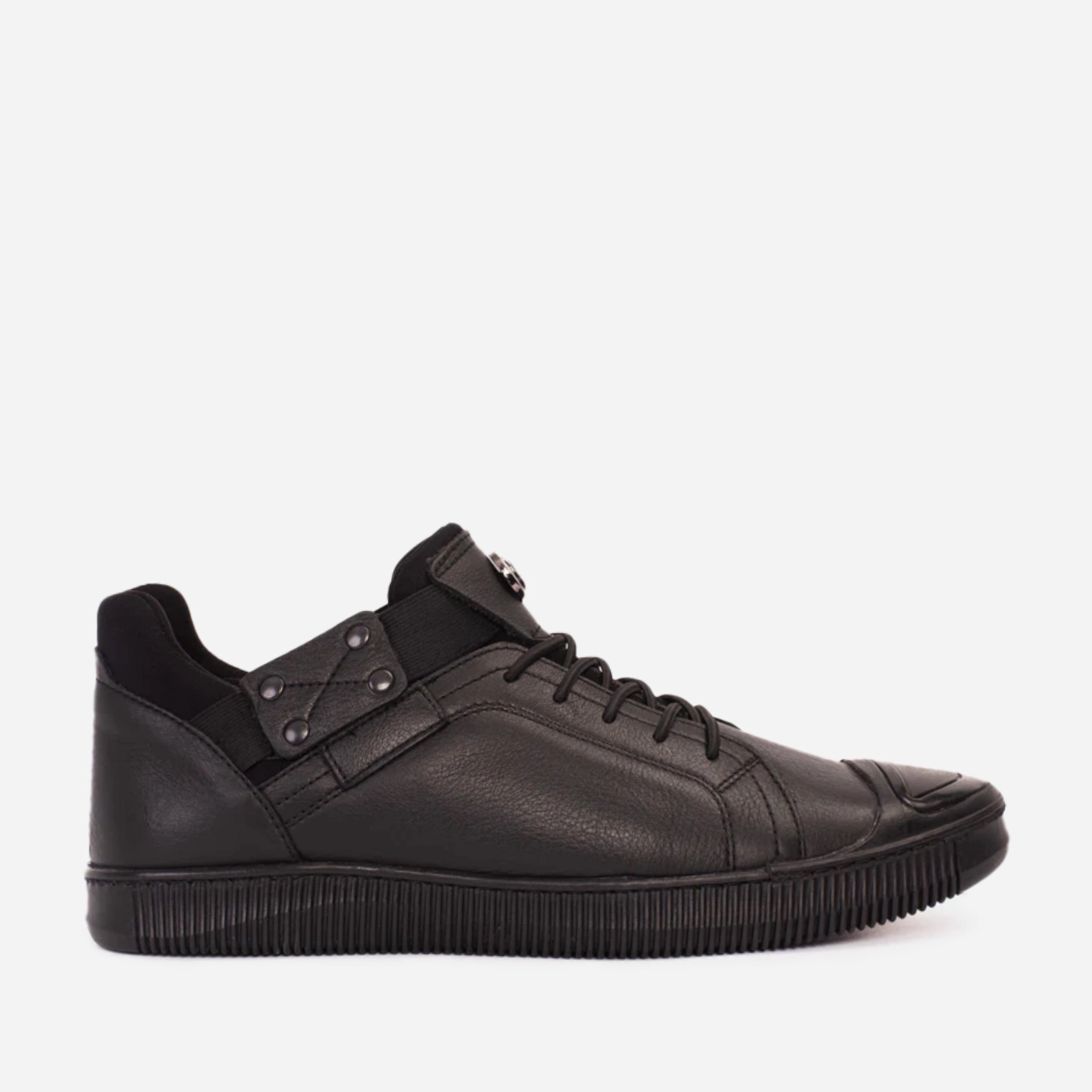 The Mumbai Black Leather Men Sneaker Final Sale! Soft foam