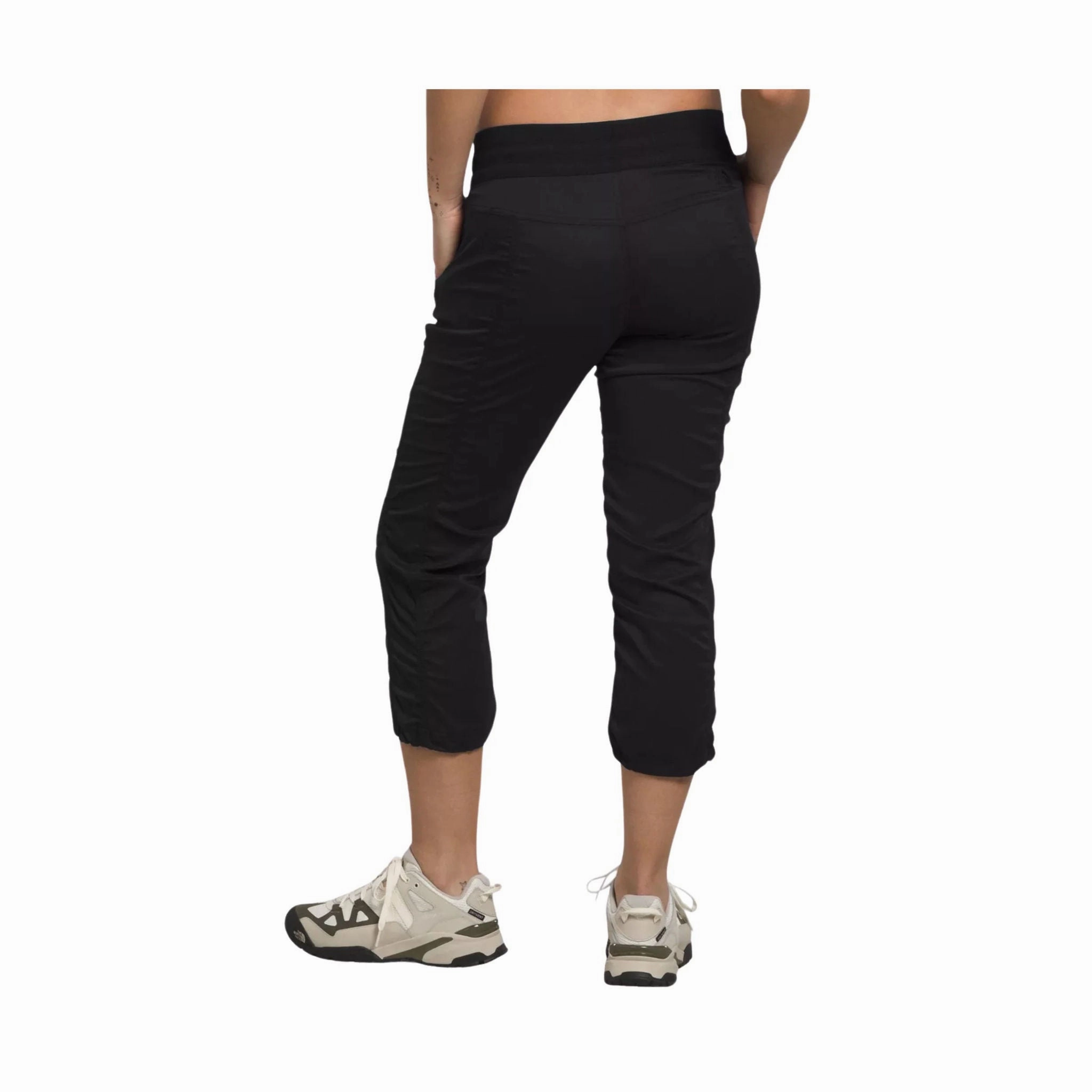 Weekend Style SecureClosures The North Face Women's Aphrodite 2.0 Capri - TNF Black