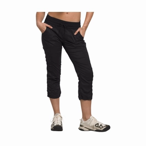 LightweightComfort The North Face Women's Aphrodite 2.0 Capri - TNF Black