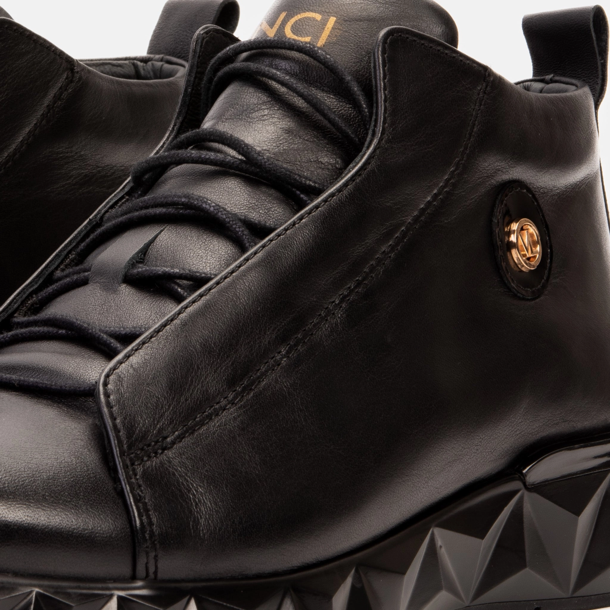 The Vertex Black Leather Men's Sneaker Heel Stabilizer Design Padded Activity