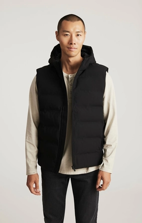 Sleek Outer HOODED VEST IN JET BLACK