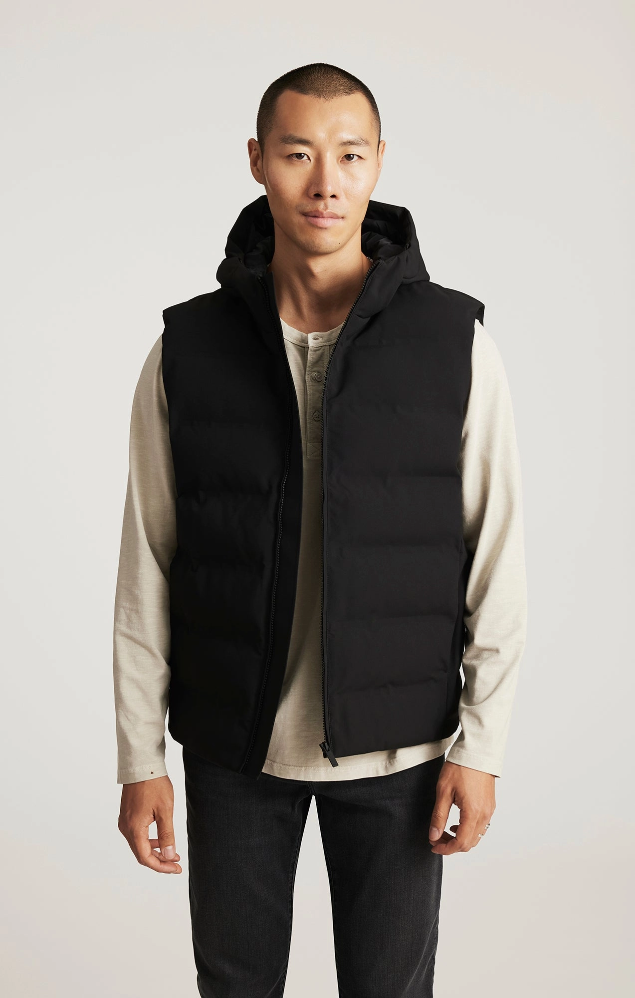 Sleek Outer HOODED VEST IN JET BLACK