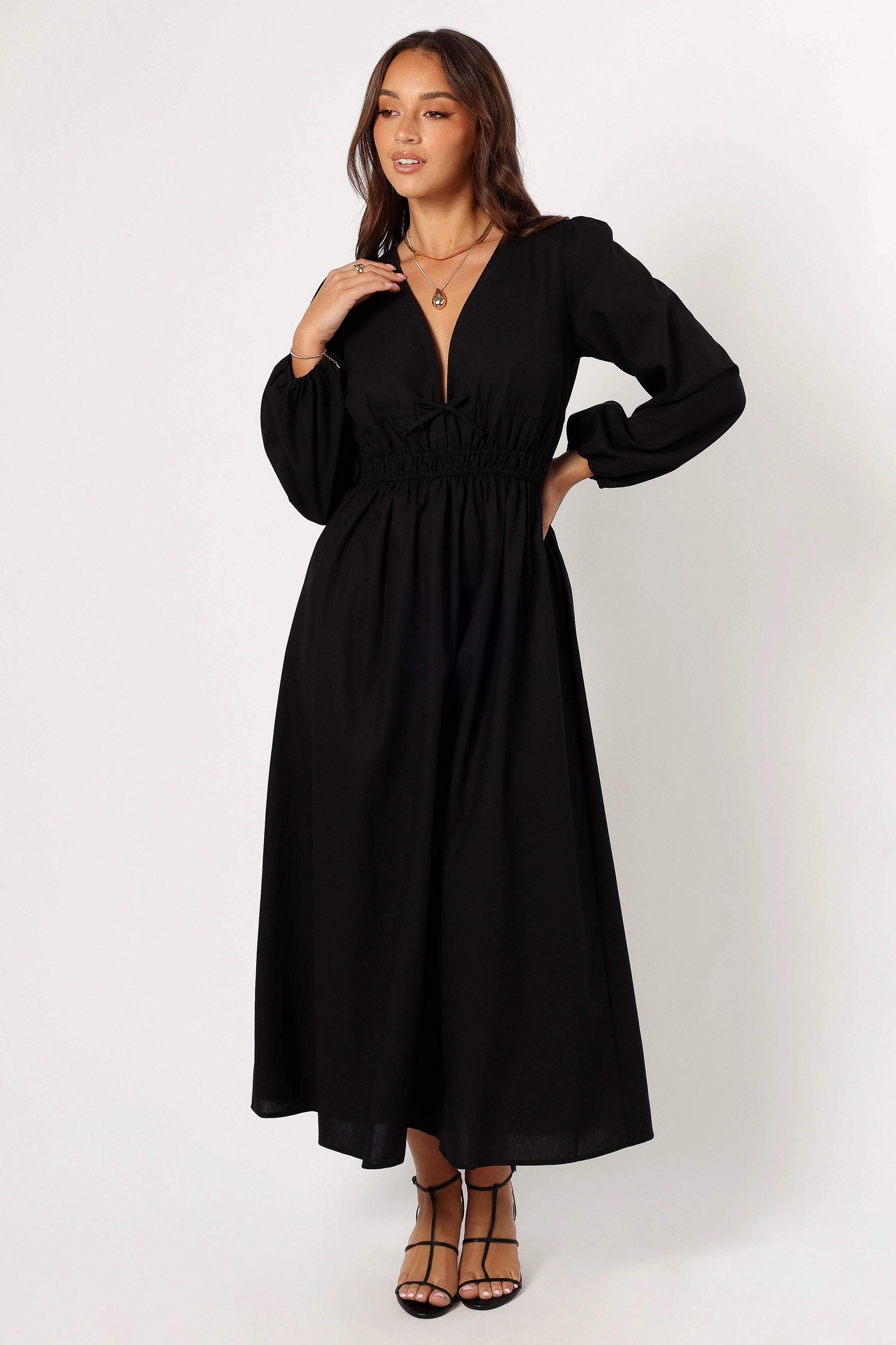 Cece Long Sleeve Maxi Dress - Black Work-Ready Look