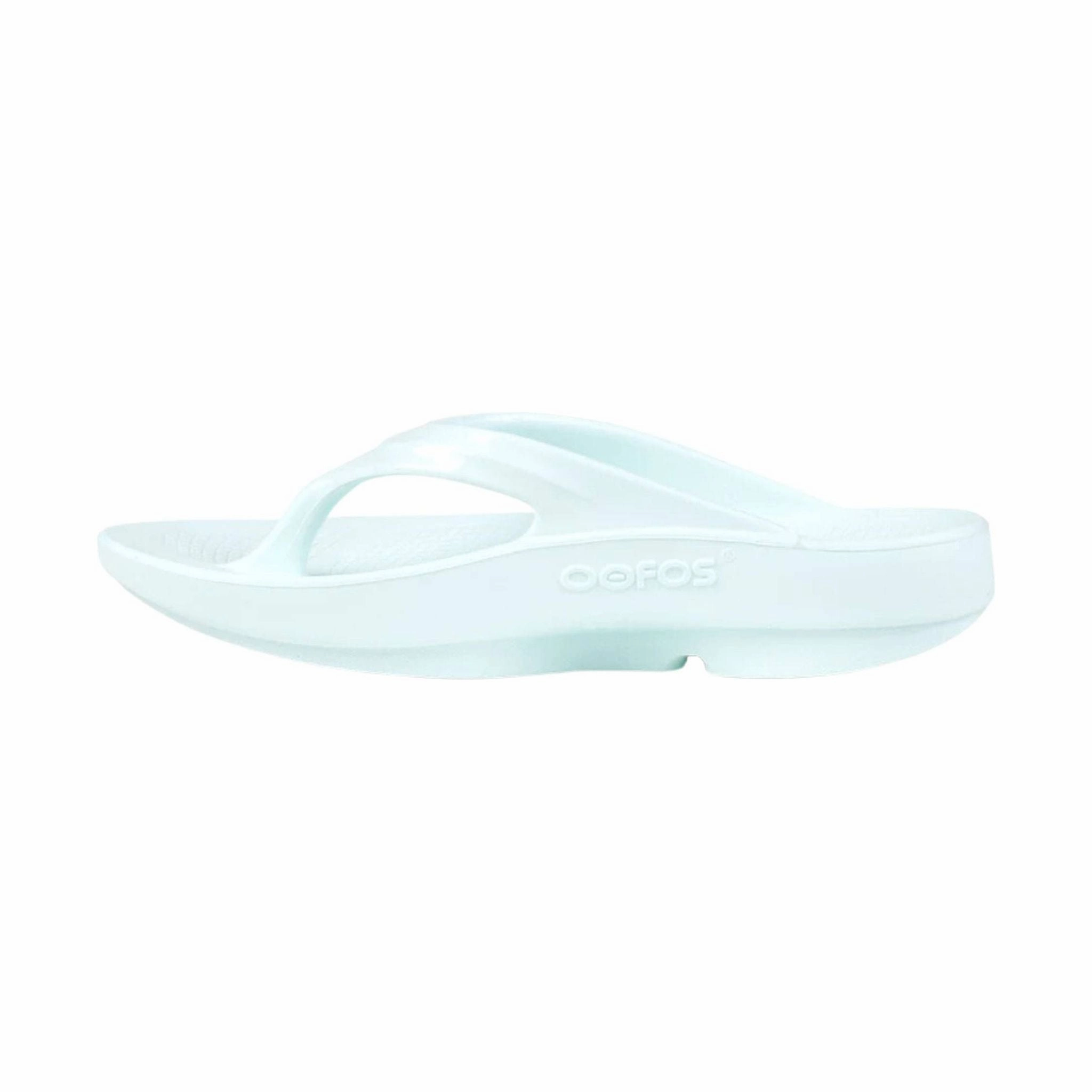 Seamless Heel Cushioning Summer Footwear Essentials OOfos Women's OOlala Luxe Sandal - Frost