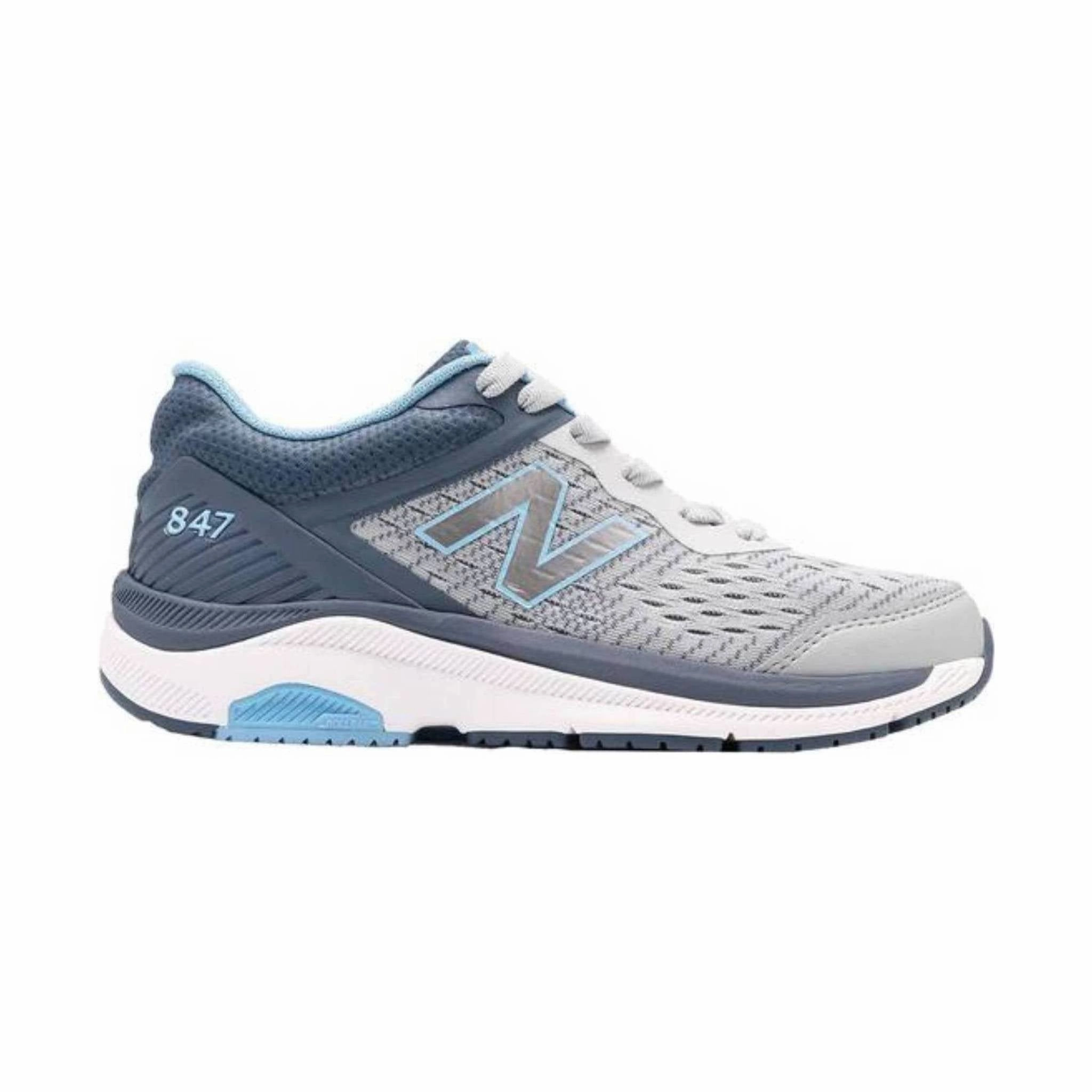 Multi directional traction Action Ready New Balance Women's 847v4 Walking Shoes - Light Aluminum