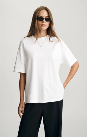Layering Wear BASIC CREW NECK T-SHIRT IN WHITE
