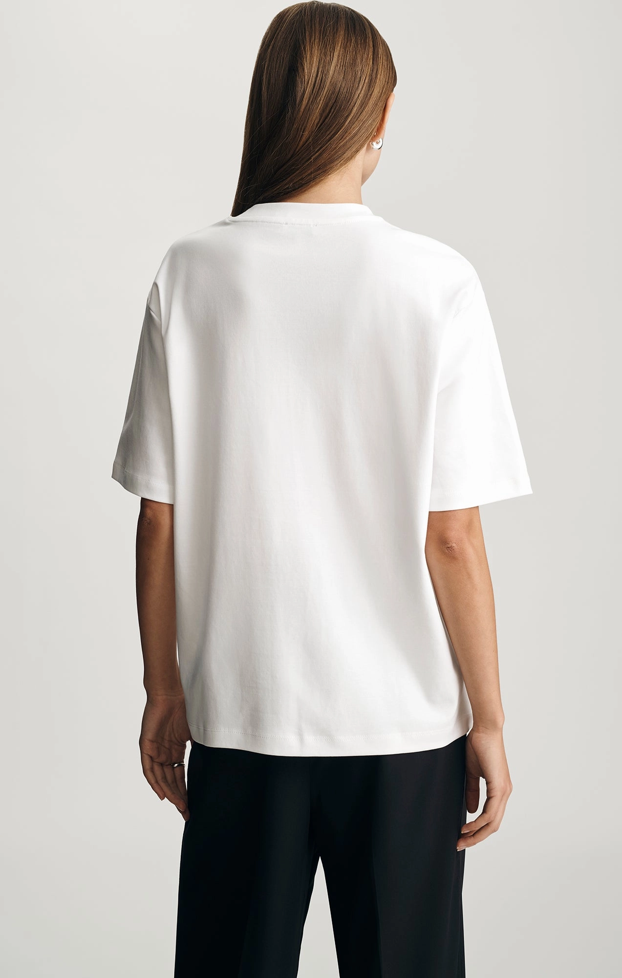 Casual everyday wear Comfy Essentials Wear BASIC CREW NECK T-SHIRT IN WHITE