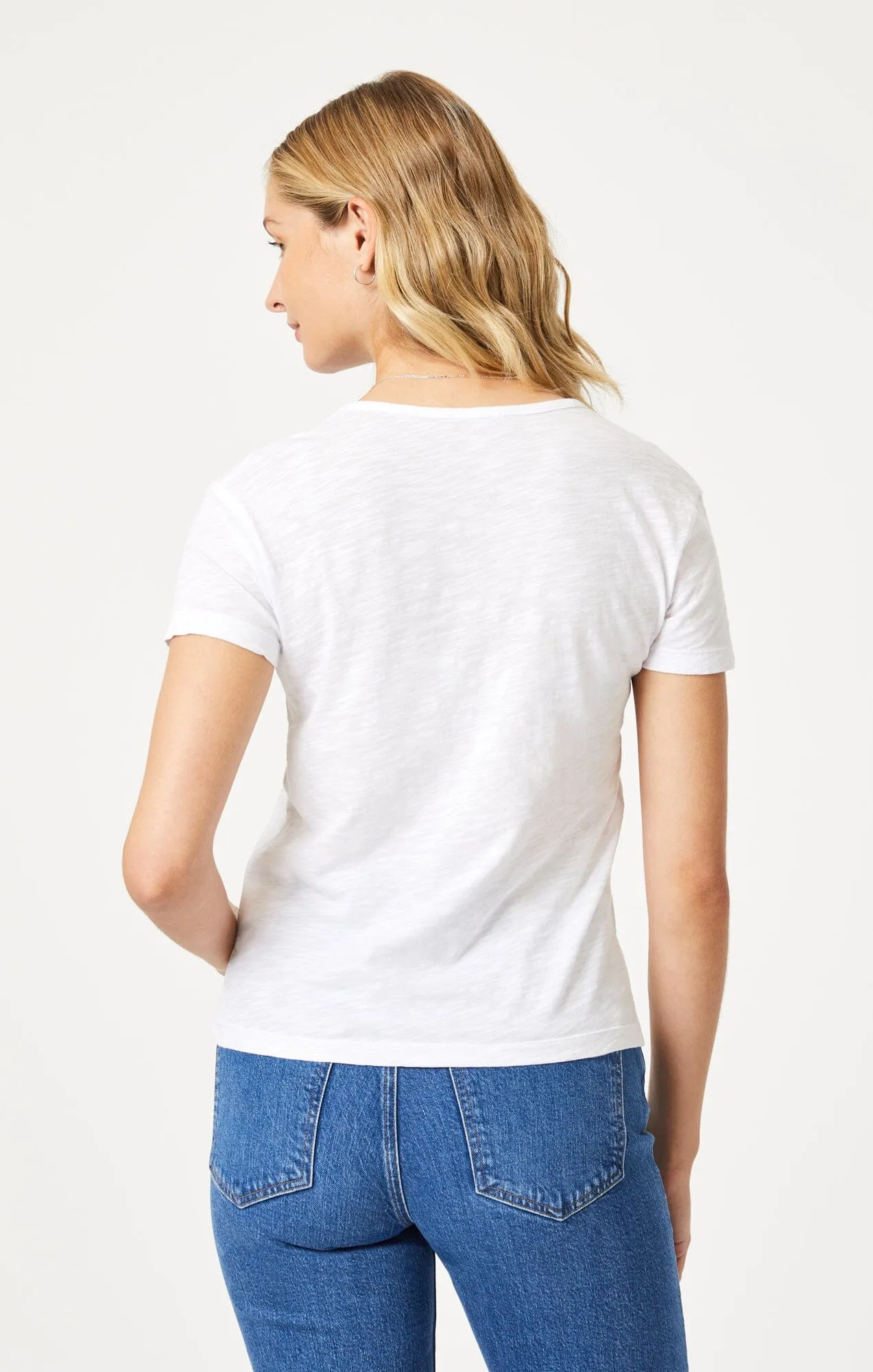 V-NECK T-SHIRT IN WHITE Chic and Soft No Slip Shoulder Design