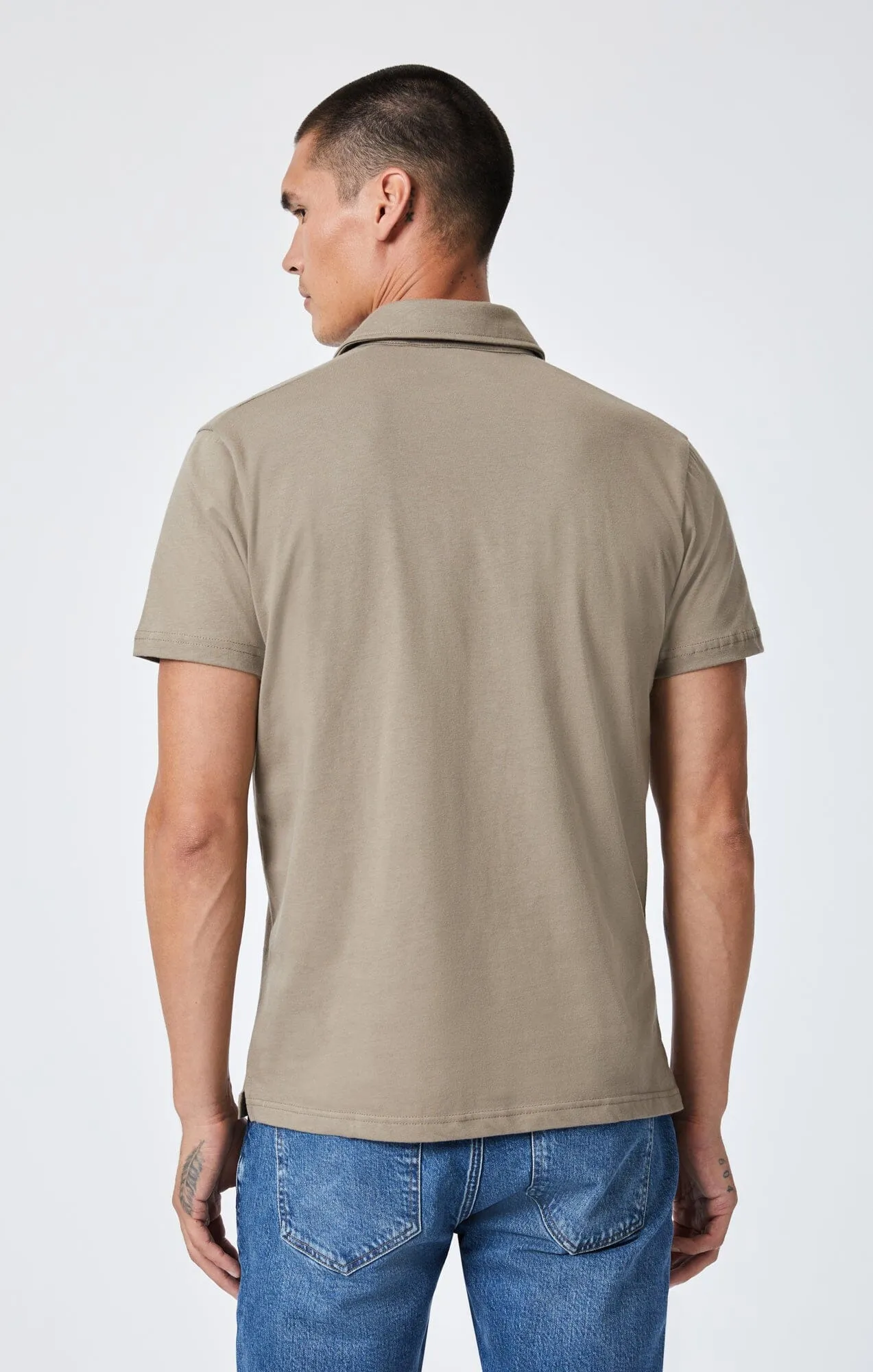 POLO SHIRT IN WALNUT Lightweight texture