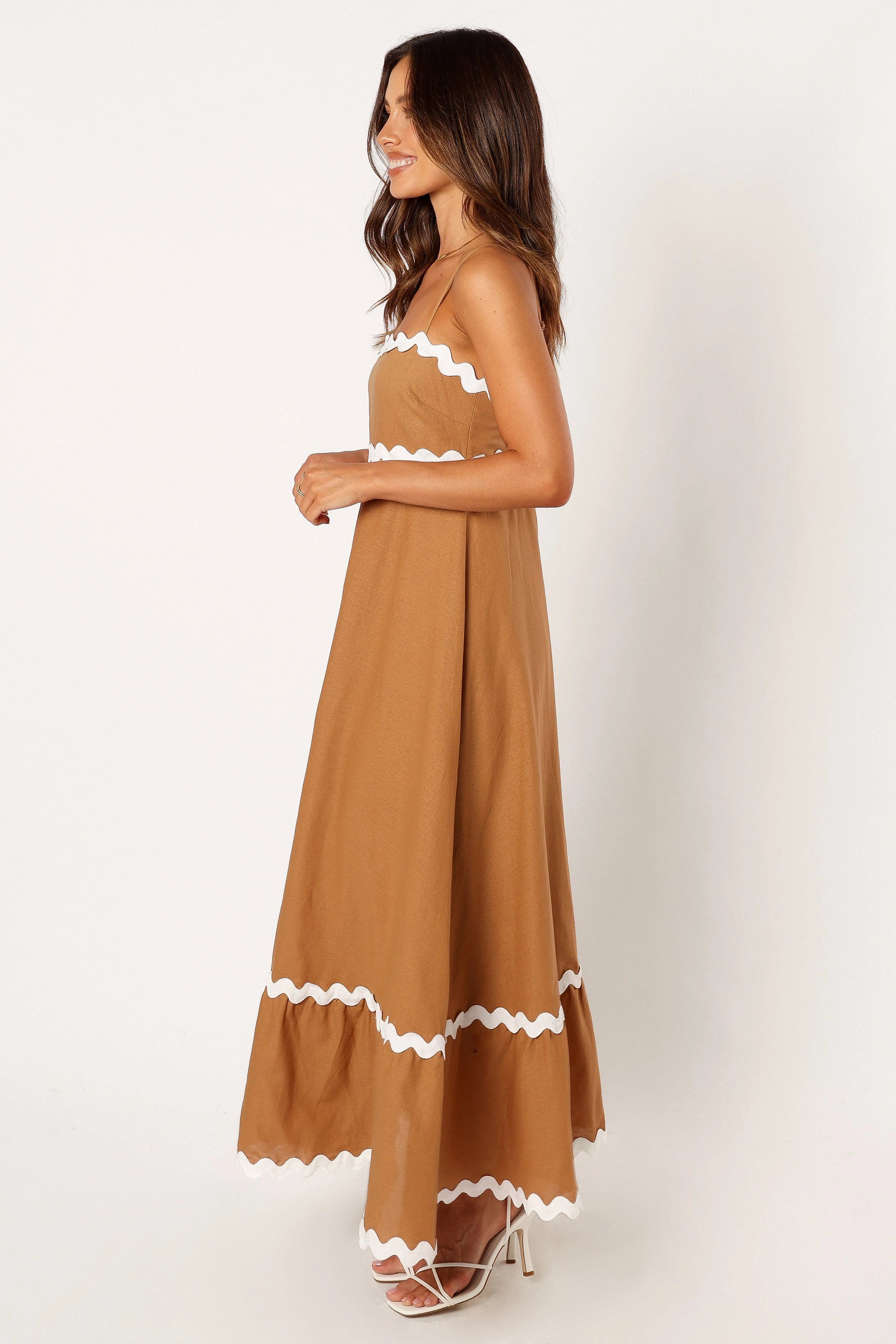 Yana Maxi Dress - Tan White Fresh Look Pure Fit