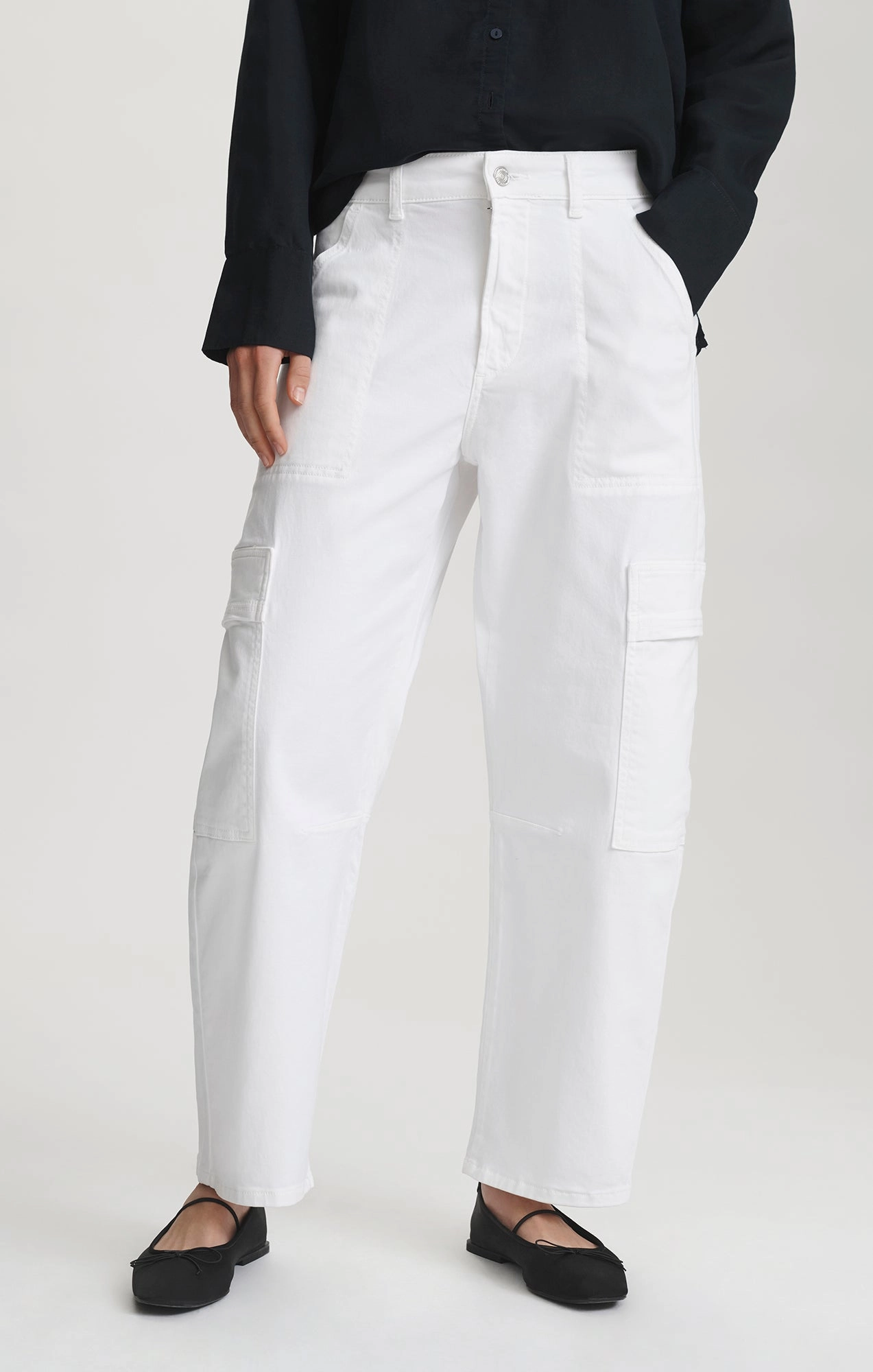 VINNIE BARREL CARGO IN WHITE CASUAL TWILL Breathable Wear Fit
