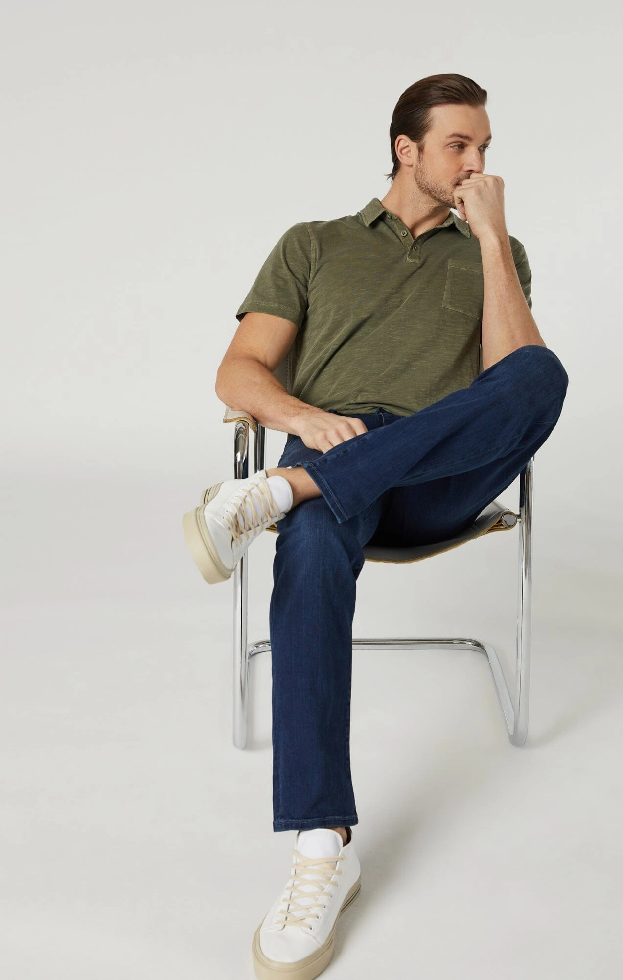 ZACH STRAIGHT LEG IN DARK SUPERMOVE Simple clothing Foundation Piece