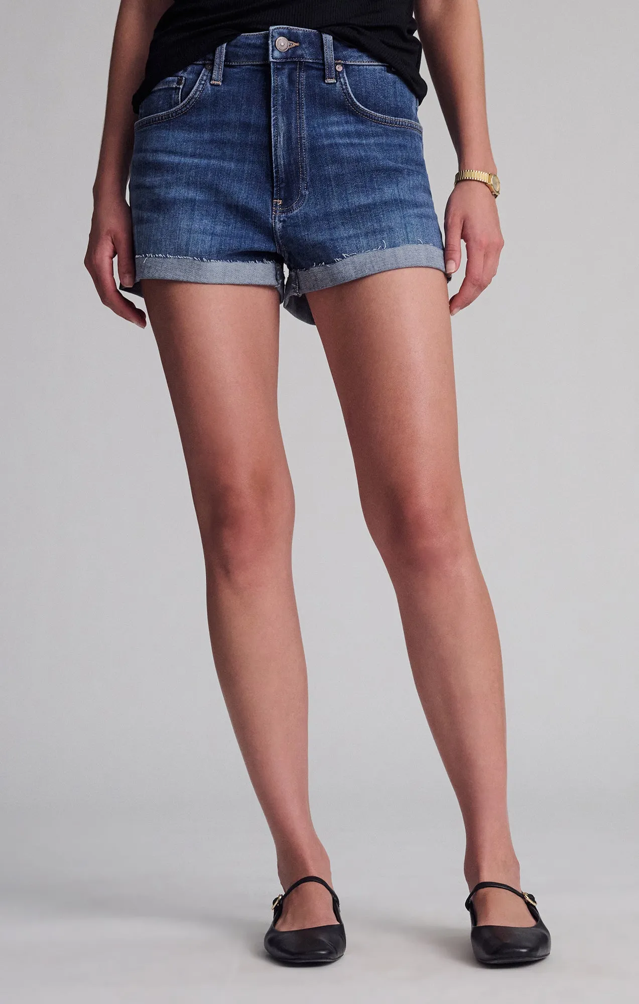 VIVIA CUFFED SHORTS IN DARK FLEX BLUE Summer Vibes