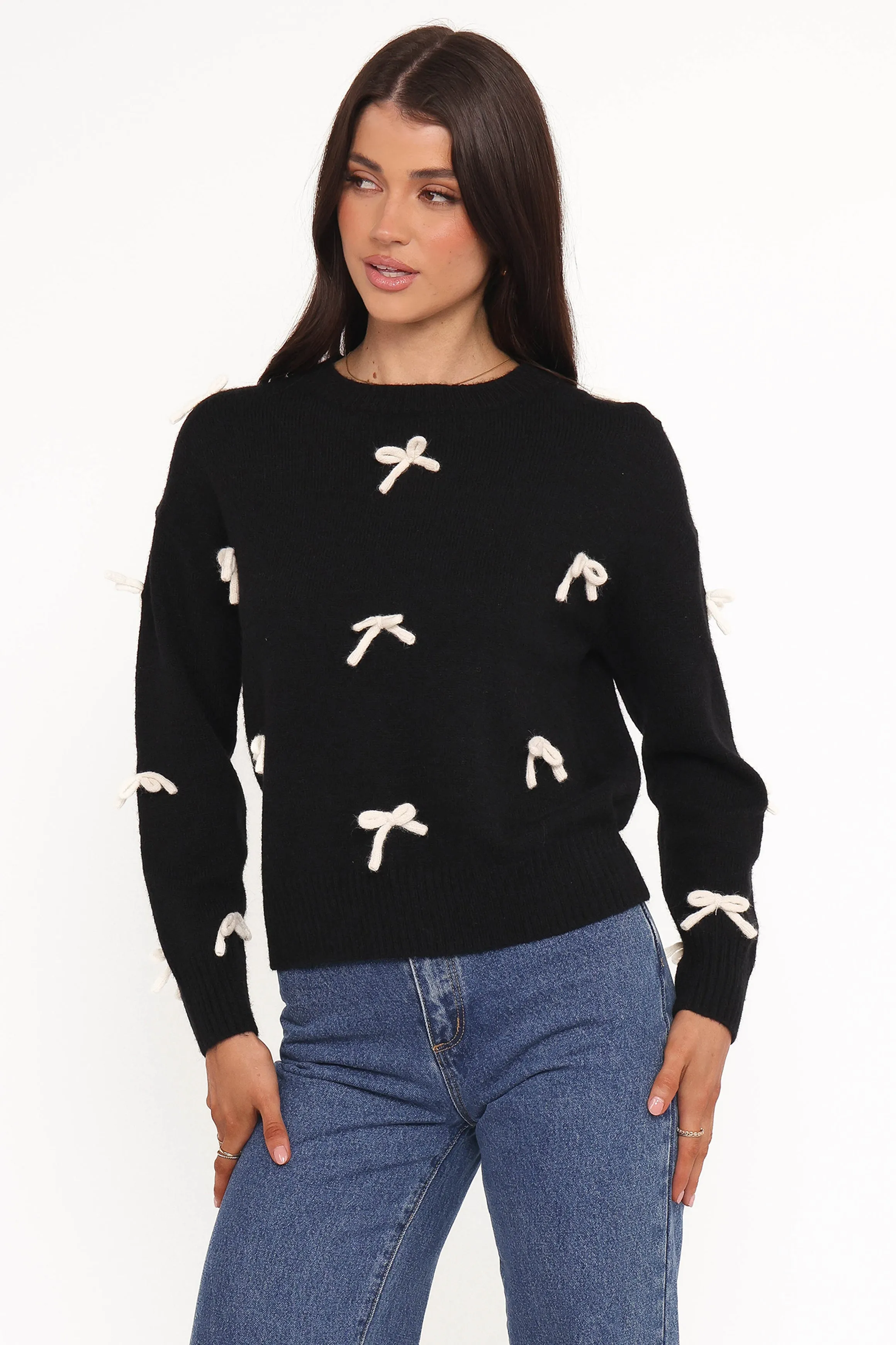 Voss Bow Knit Sweater - Black Laidback Mood