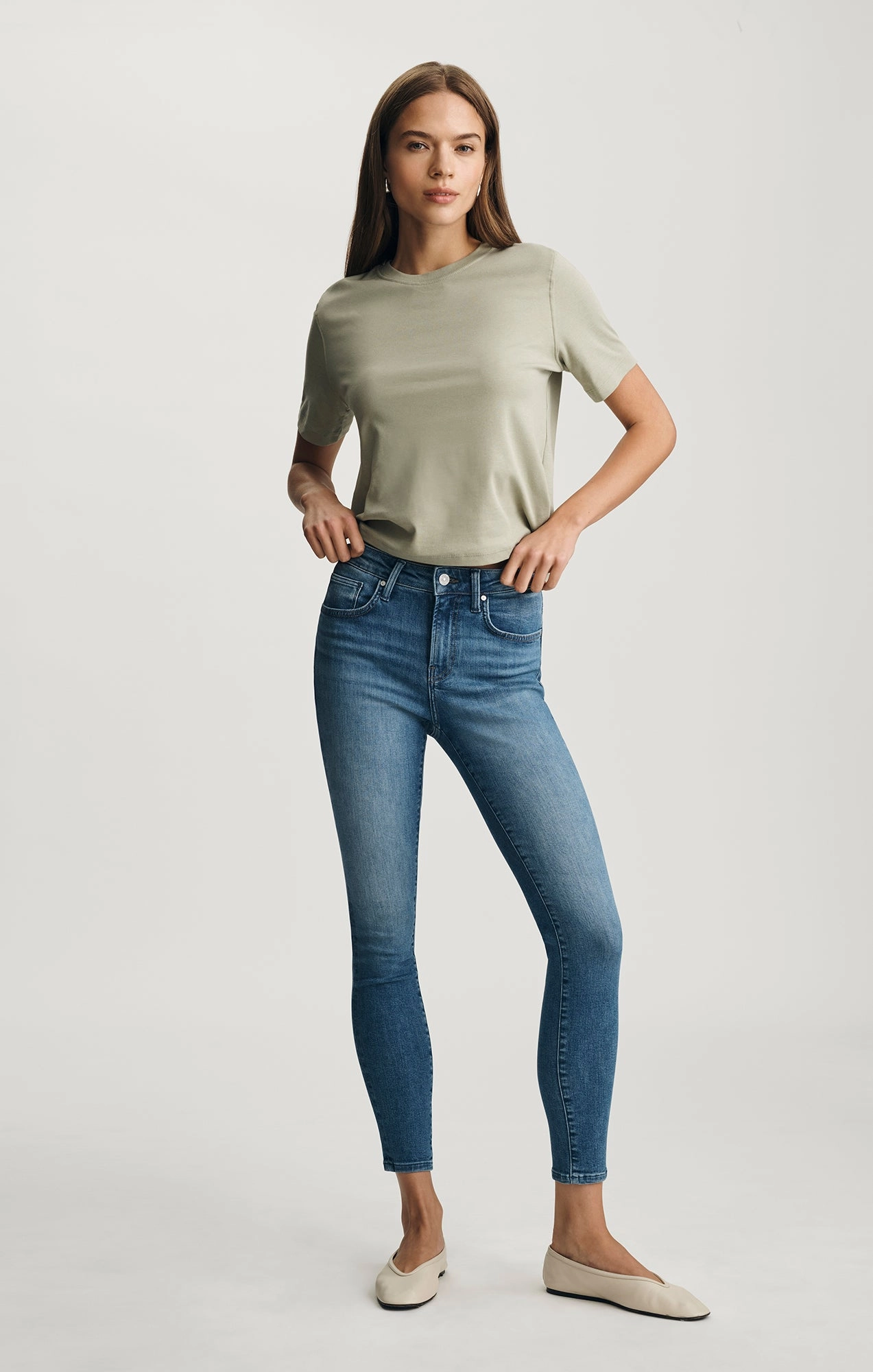 TESS SKINNY IN MID BRUSHED FLEX BLUE Bold Earthy Daily Function