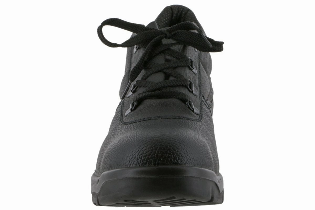 Portwest Steelite Protector Boot Black Grippy Outsole Snowy Path