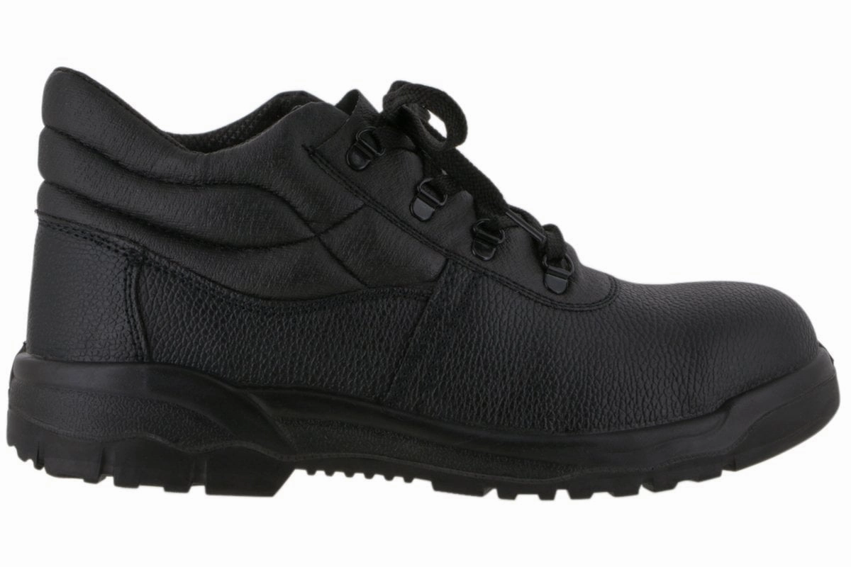 Portwest Steelite Protector Boot Black Rugged And Durable Slip Resistant Hiking Trails