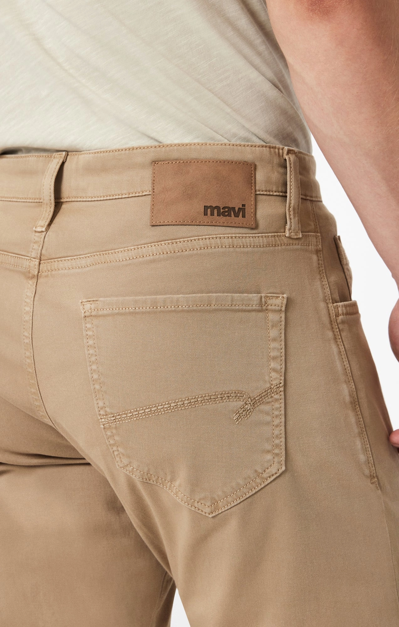 Comfort Layer Wear ZACH STRAIGHT LEG IN KHAKI CASUAL TWILL