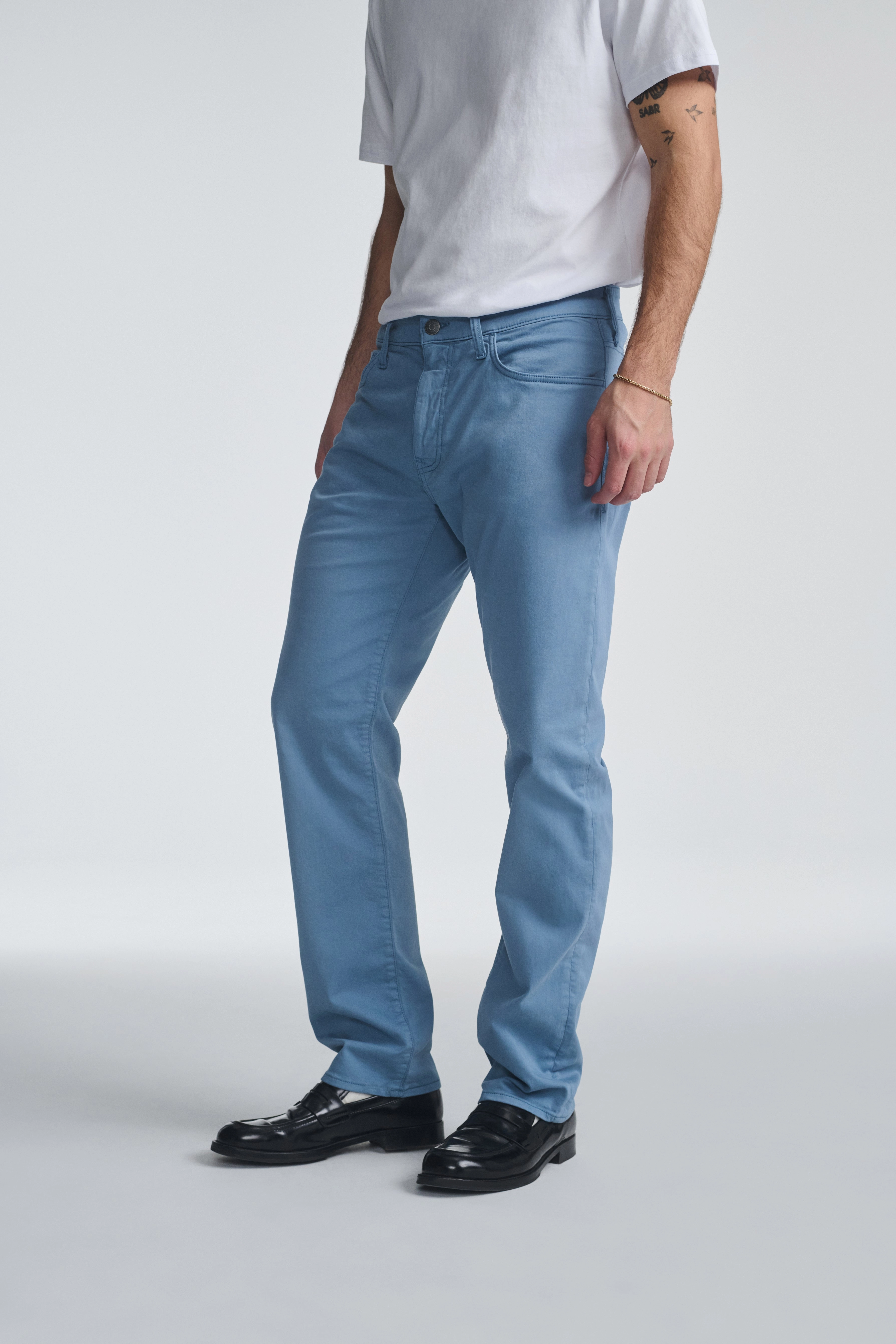 Simple Silhouette Movement Ready Fit ZACH STRAIGHT LEG IN RIVIERA TWILL