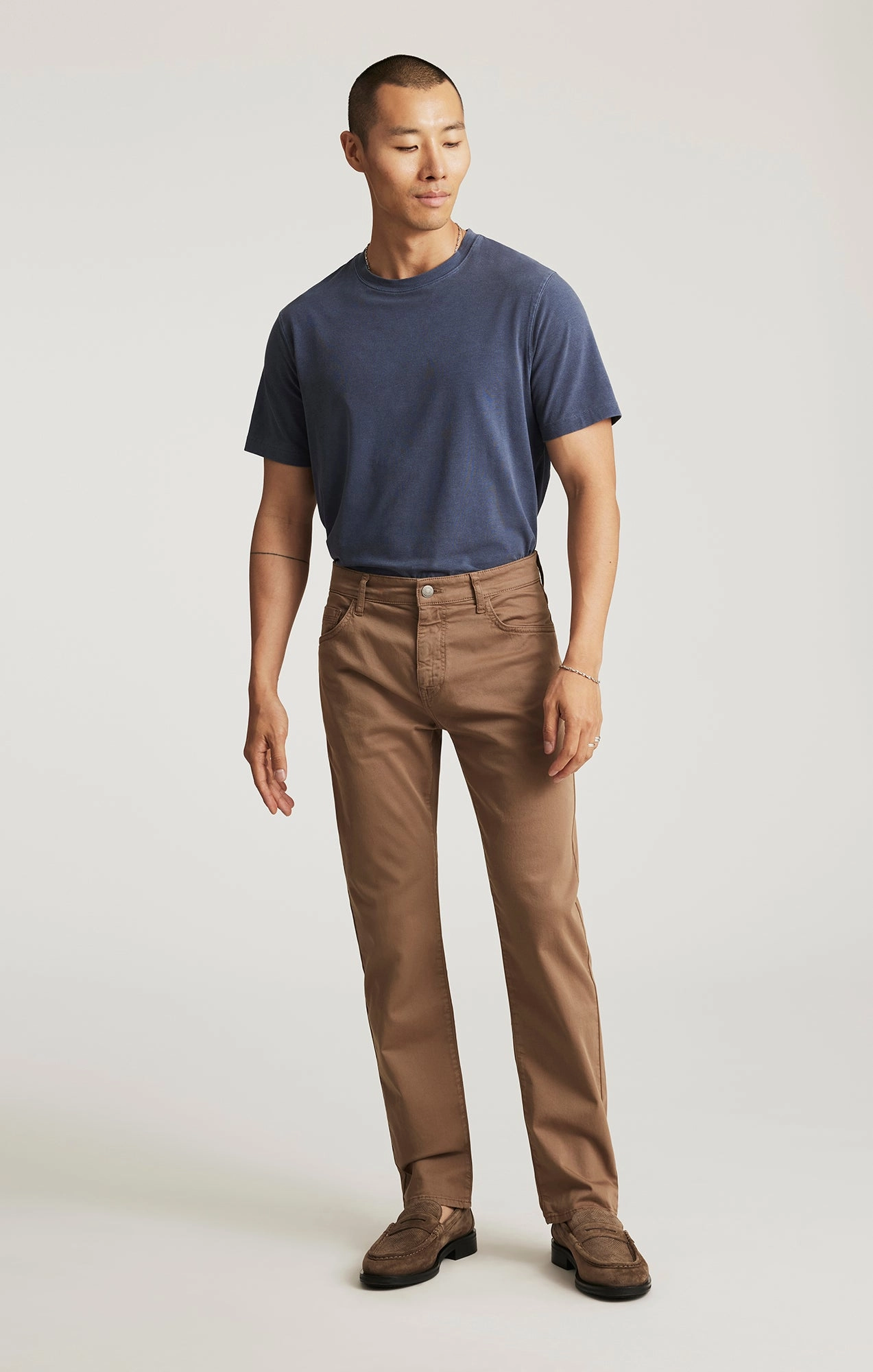 ZACH STRAIGHT LEG IN SHITAKE CASUAL TWILL Laser Cut Perforations Relaxed Comfort Look