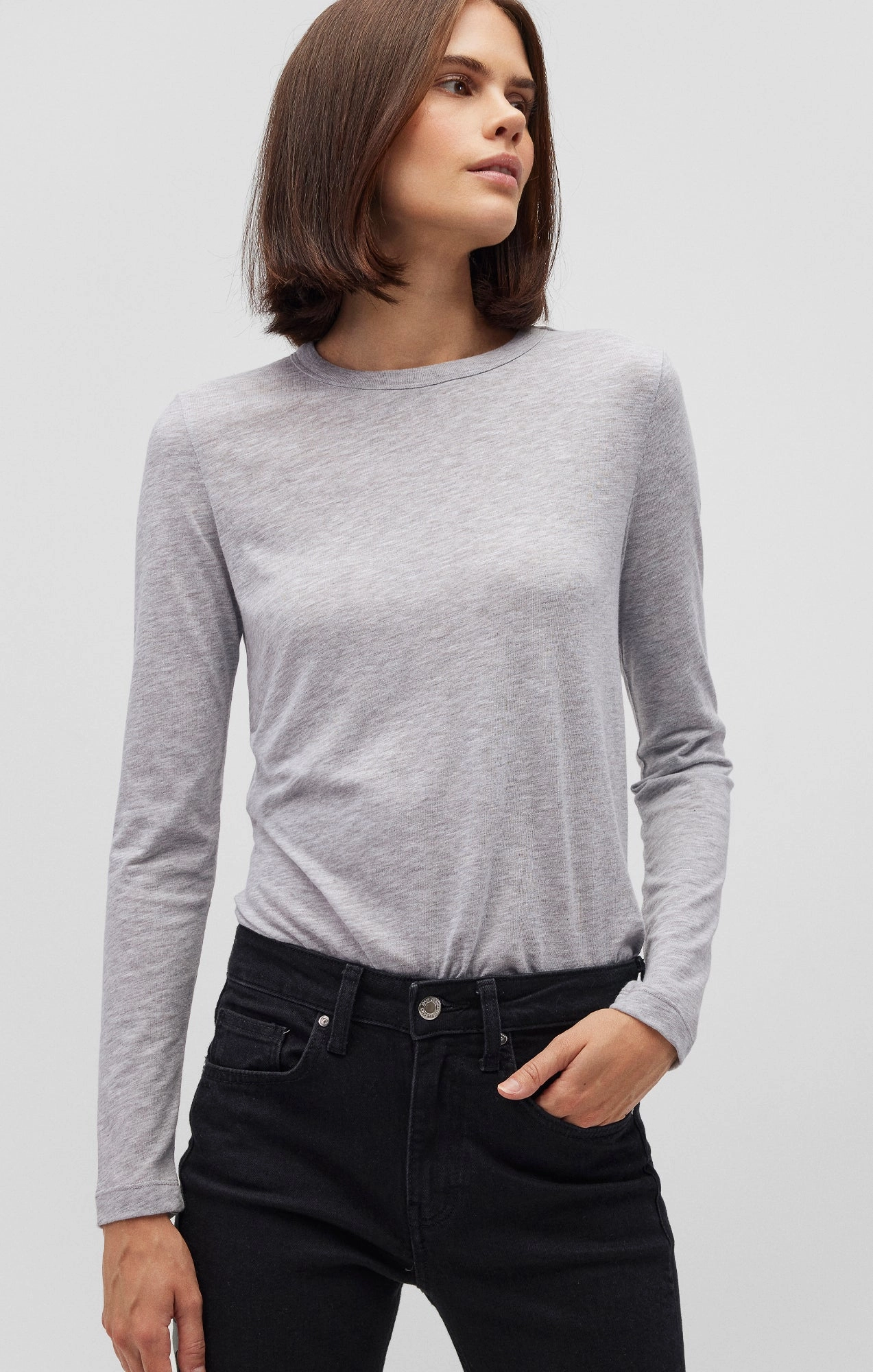 LONG SLEEVE CREW NECK T-SHIRT IN SNOW GREY MELANGE Soft and Relaxed Soft Fabric