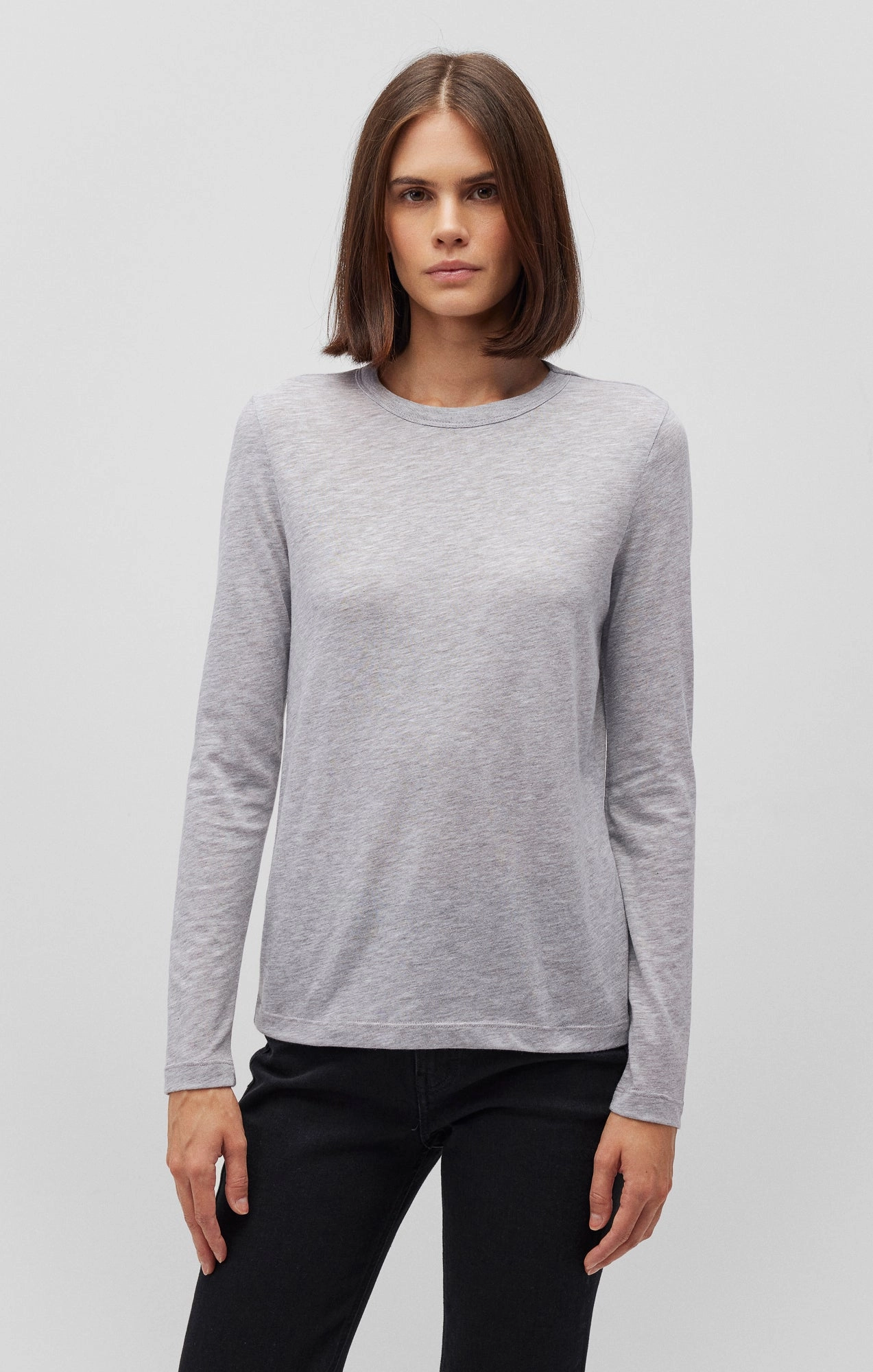LONG SLEEVE CREW NECK T-SHIRT IN SNOW GREY MELANGE Comfortable Style Chill Style